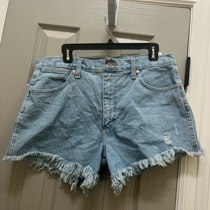 NWT Wrangler Reworked cut off shorts size 31